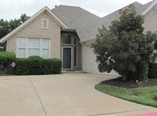 107 Arbor Park Dr, Euless, TX 76039