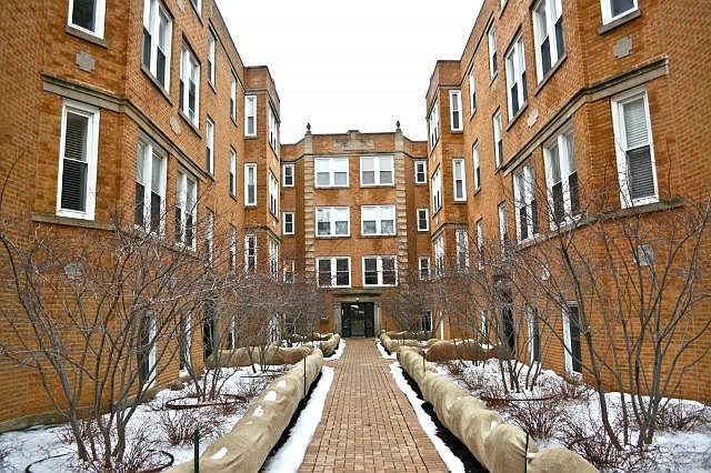 1st image of 538 W Belmont Ave APT 1N