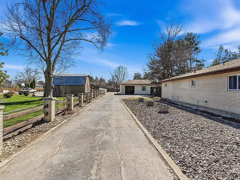 12055 W McMillan Rd — Photo 21