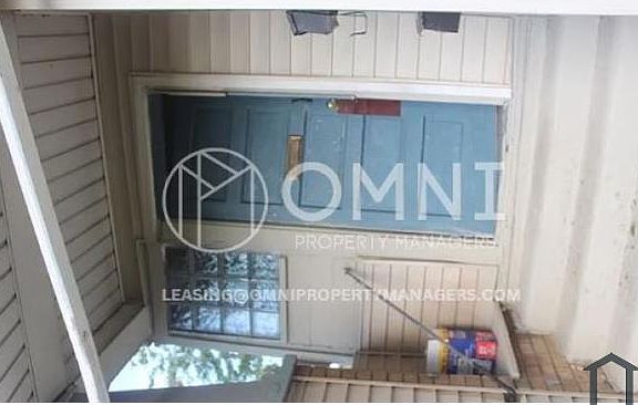 3rd image of 11360 Wyoming St APT 4