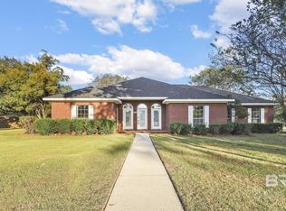 22520 Ridgewood Dr, Robertsdale, AL 36567