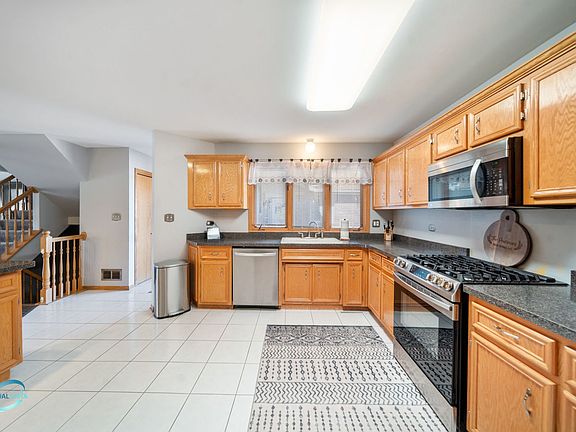 2nd image of 19404 Cranfield Ln