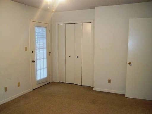 4th image of 172 Stearns St