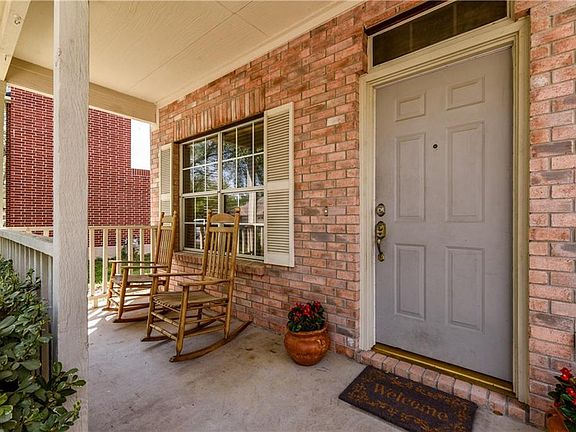 2nd image of 3916 Eagles Nest St