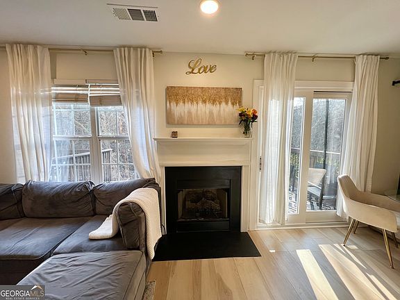 5th image of 6729 Gallant Ct SE #28