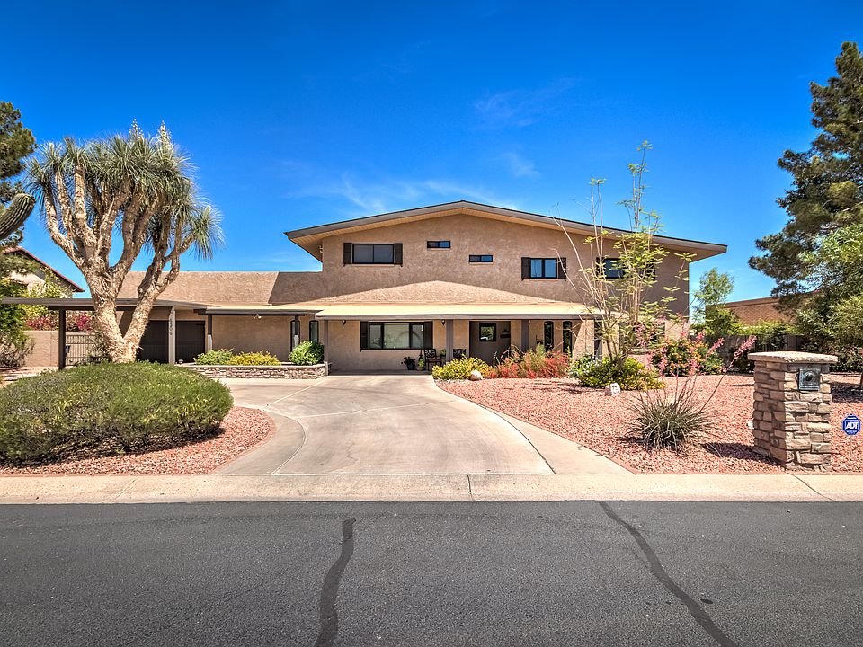 1st image of 4304 W Saturn Way
