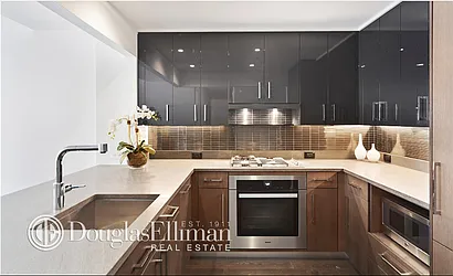 Rented by Isaacs Ganz Real Estate