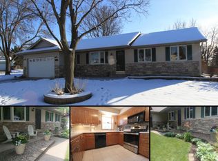8118 Hemingway Ave S, Cottage Grove, MN 55016