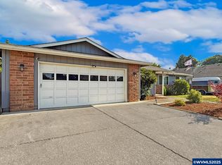 762 Randall Dr, Lebanon, OR 97355