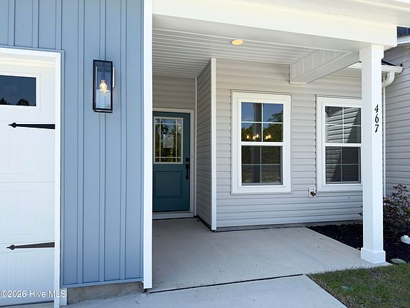 4th image of 467 Timbercrest Circle SE