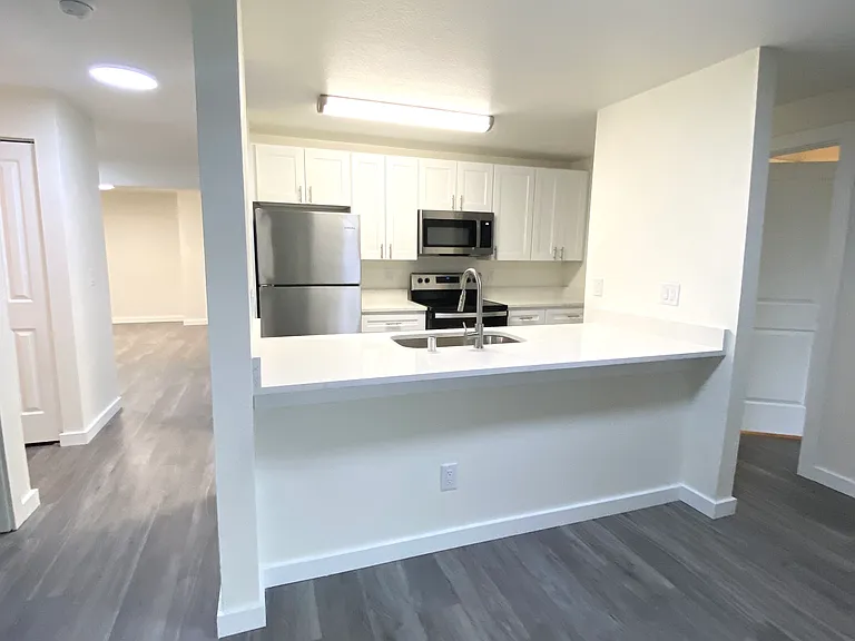 Olympic View Apartments — Photo 39