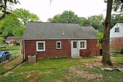 2nd image of 6414 Knollbrook Dr