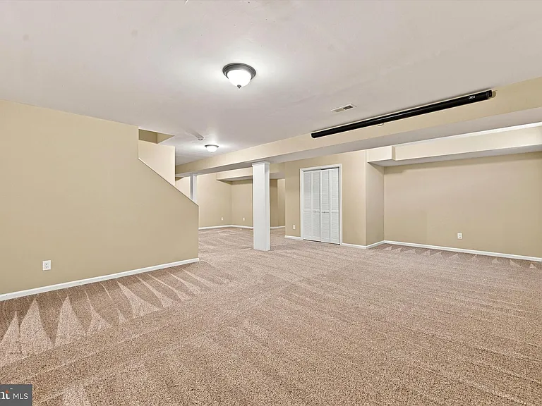 819 S Haines Cir — Photo 21