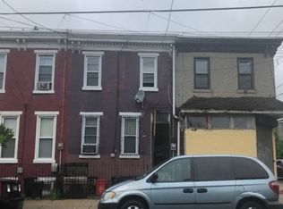 349 Chestnut St, Camden, NJ 08103