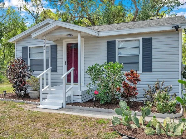 2838 N Valrico Rd, Seffner, FL 33584