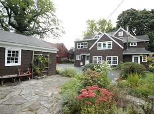 300 San Gabriel Dr, Rochester, NY 14610