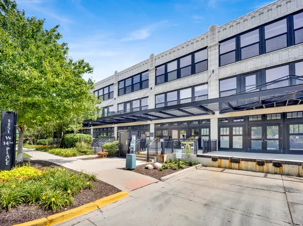 1151 W 14th Pl Unit 205, Chicago, IL 60608