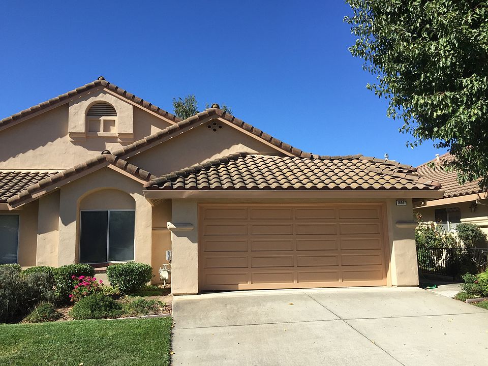 1st image of 16947 Sugarpine Dr