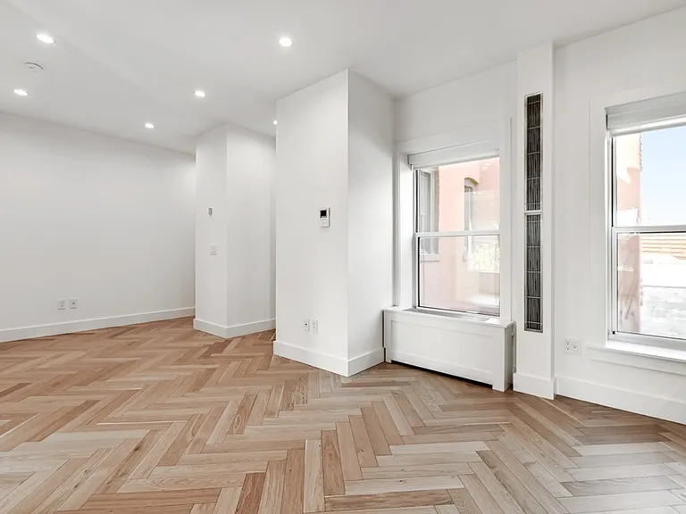 433 Dean St #13 — Photo 5