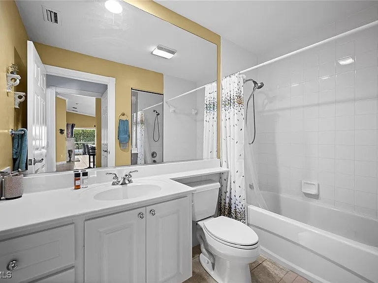 7759 Ionio Ct — Photo 15