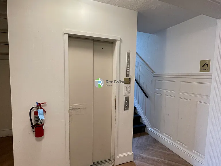 1148 Commonwealth Ave #28 — Photo 13