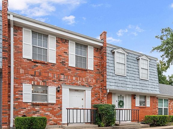 1095 Roaring Springs Rd