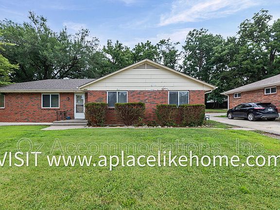 2nd image of 3607 W 47th St