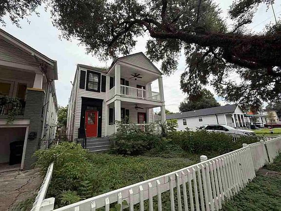 2nd image of 3633 Franklin Ave