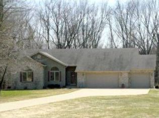 9596 Park Ridge Trl, Berrien Center, MI 49102