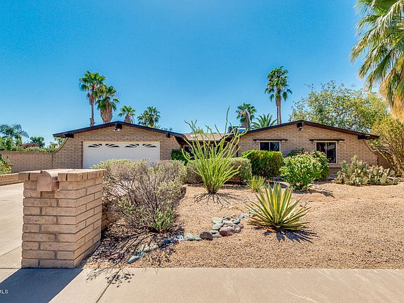 2nd image of 5241 E Ludlow Dr