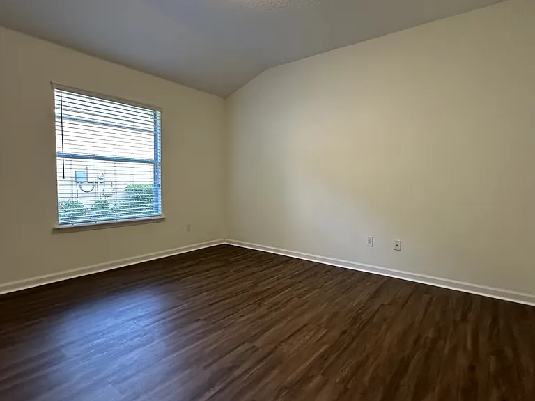 5204 Comfort Ct — Photo 31