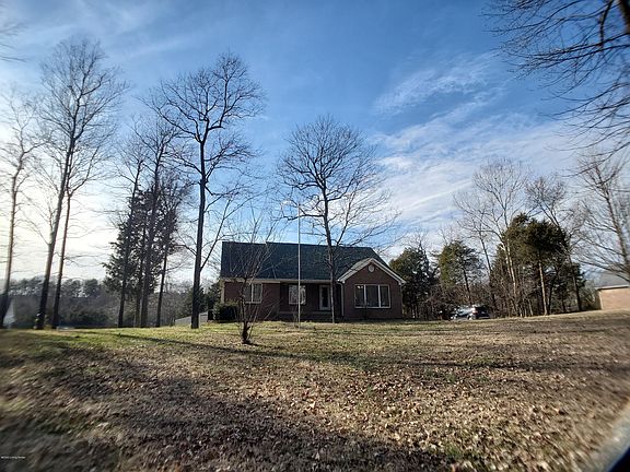 3rd image of 463 Pinoak Dr