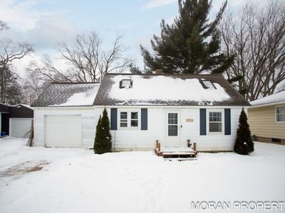 892 College Ave, Holland, MI, 49423