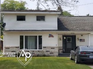335 S 4th St, Rogers City, MI 49779