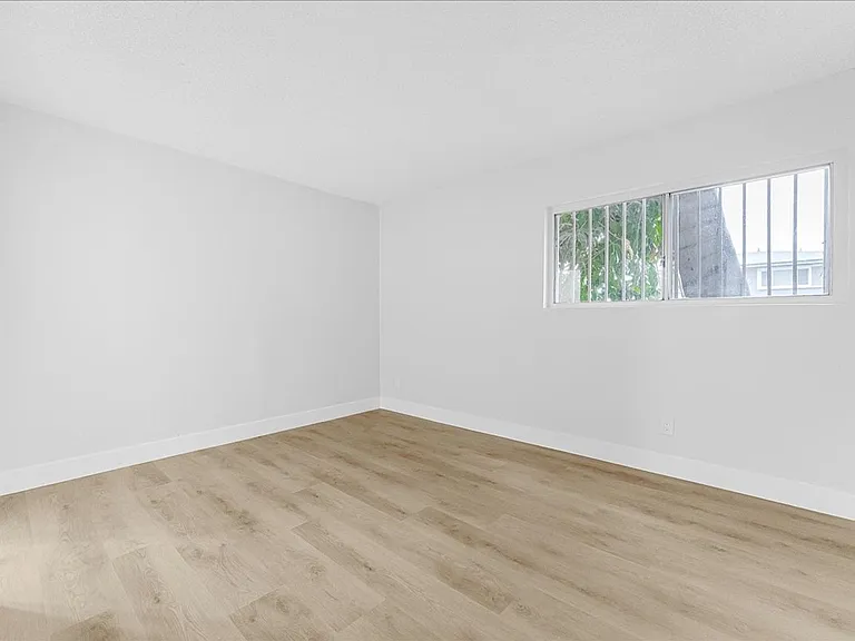 6119 Brynhurst Ave — Photo 11