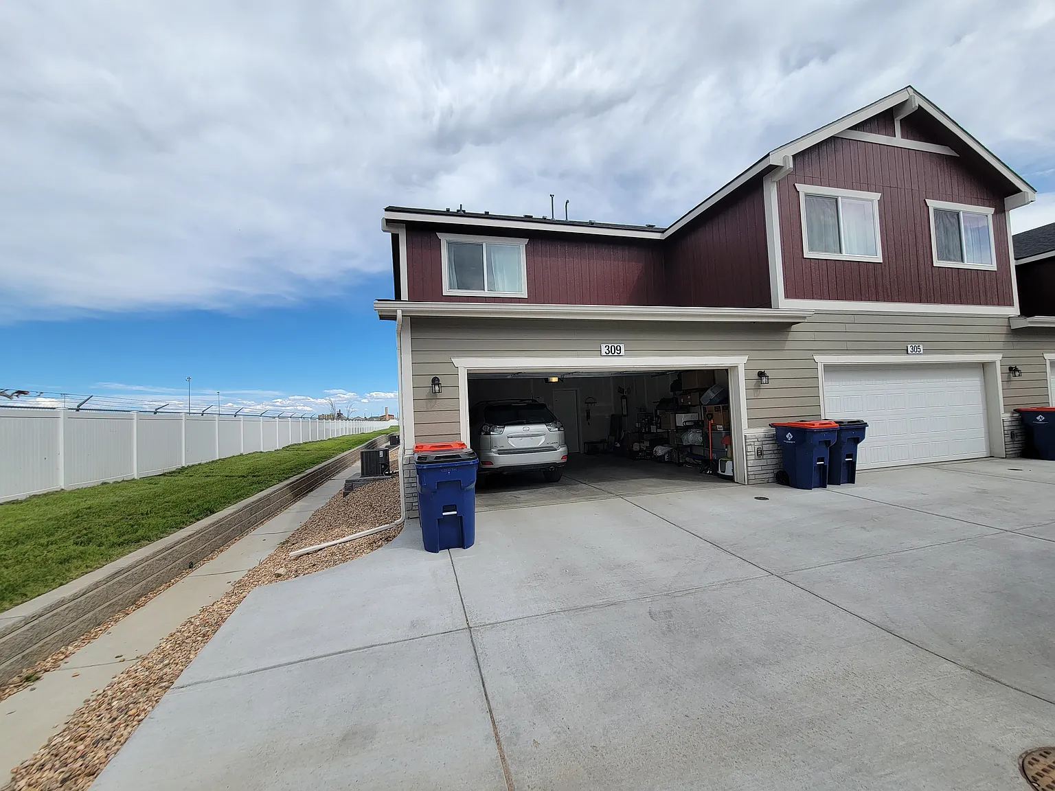 2 bed, 2.5 bath, 1122 sqft, $2,500 — Photo 2