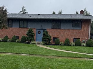 5010 White Flint Dr, Kensington, MD 20895