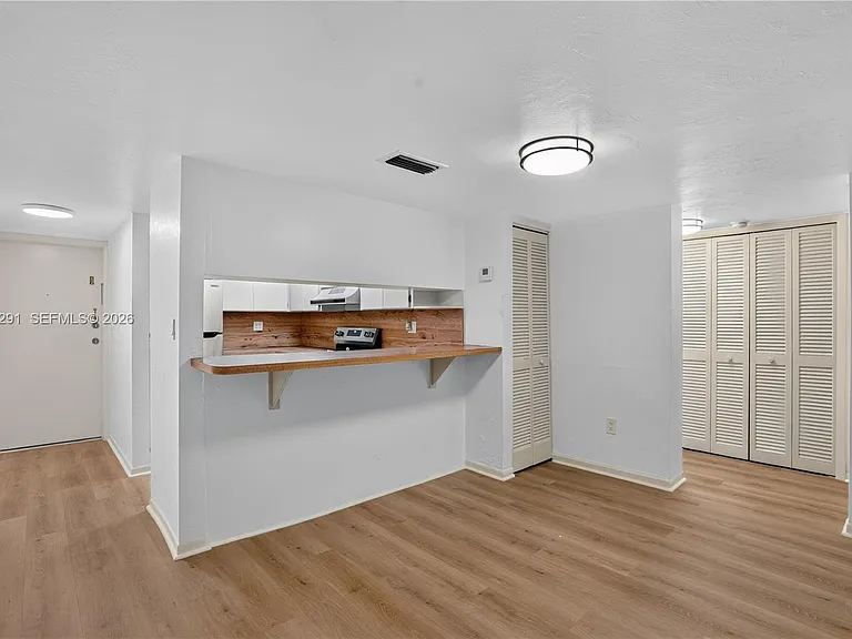 7420 SW 59th Ave #D — Photo 8