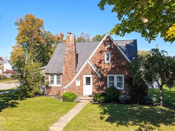 690 High St, Middletown, IN 47356