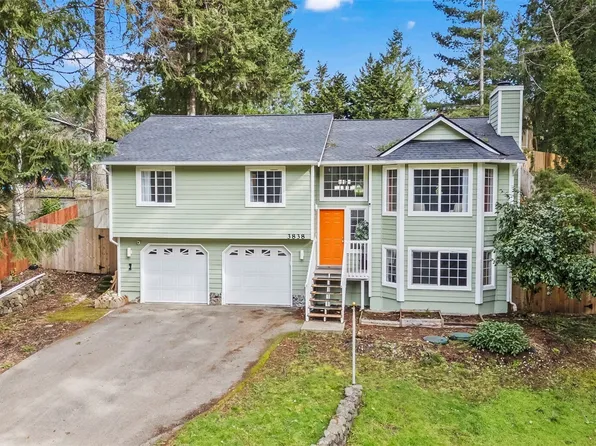 3838 Chum Lane NW, Bremerton, WA 98312
