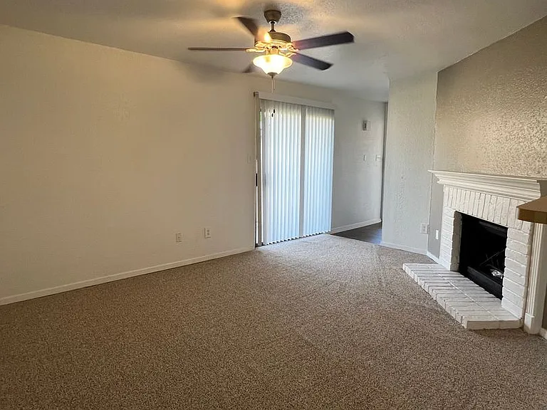 Cypresswood Crossing Apartments — Photo 55