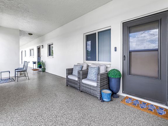 5th image of 4595 Chancellor St NE APT 220