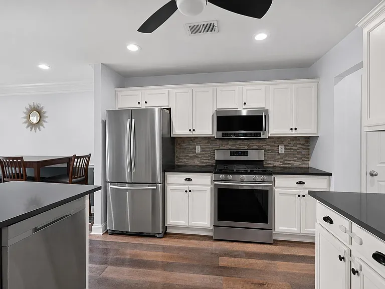 209 Blue Heron Dr — Photo 36