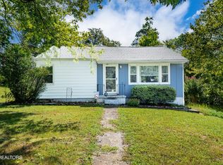 5614 Wallwood Rd, Knoxville, TN 37912