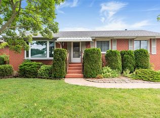 37 Lorne Ave, Grimsby, ON L3M 2H8