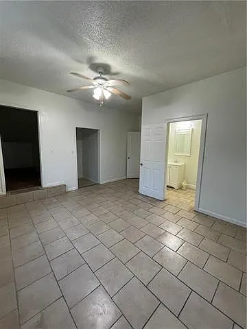 2733 Danneel St — Photo 7