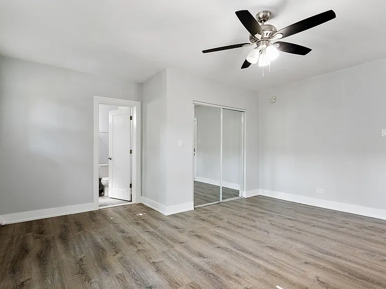 The 1521 Sherwin — Photo 5