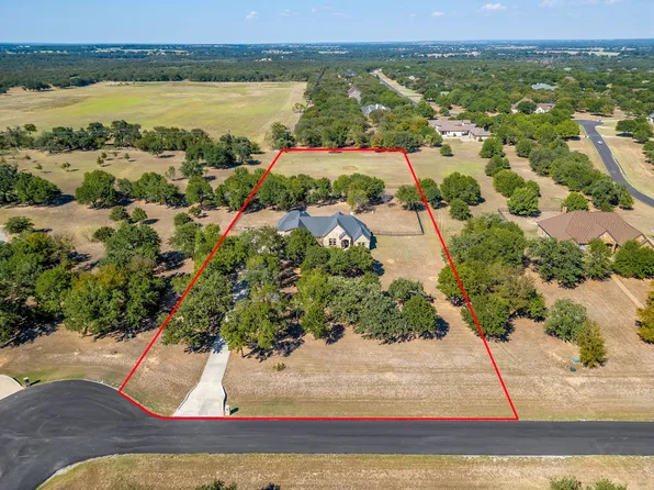 106 Treeline Ct, Lipan, TX 76462