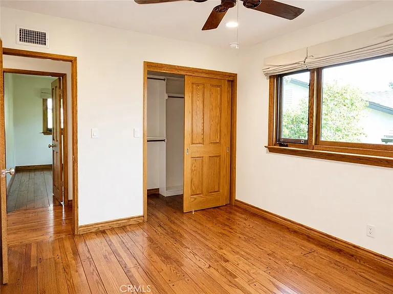 4720 Hayman Ave — Photo 33