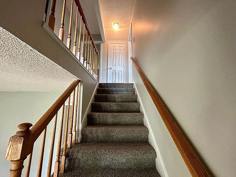 1225 Cobblestone Ln — Photo 29